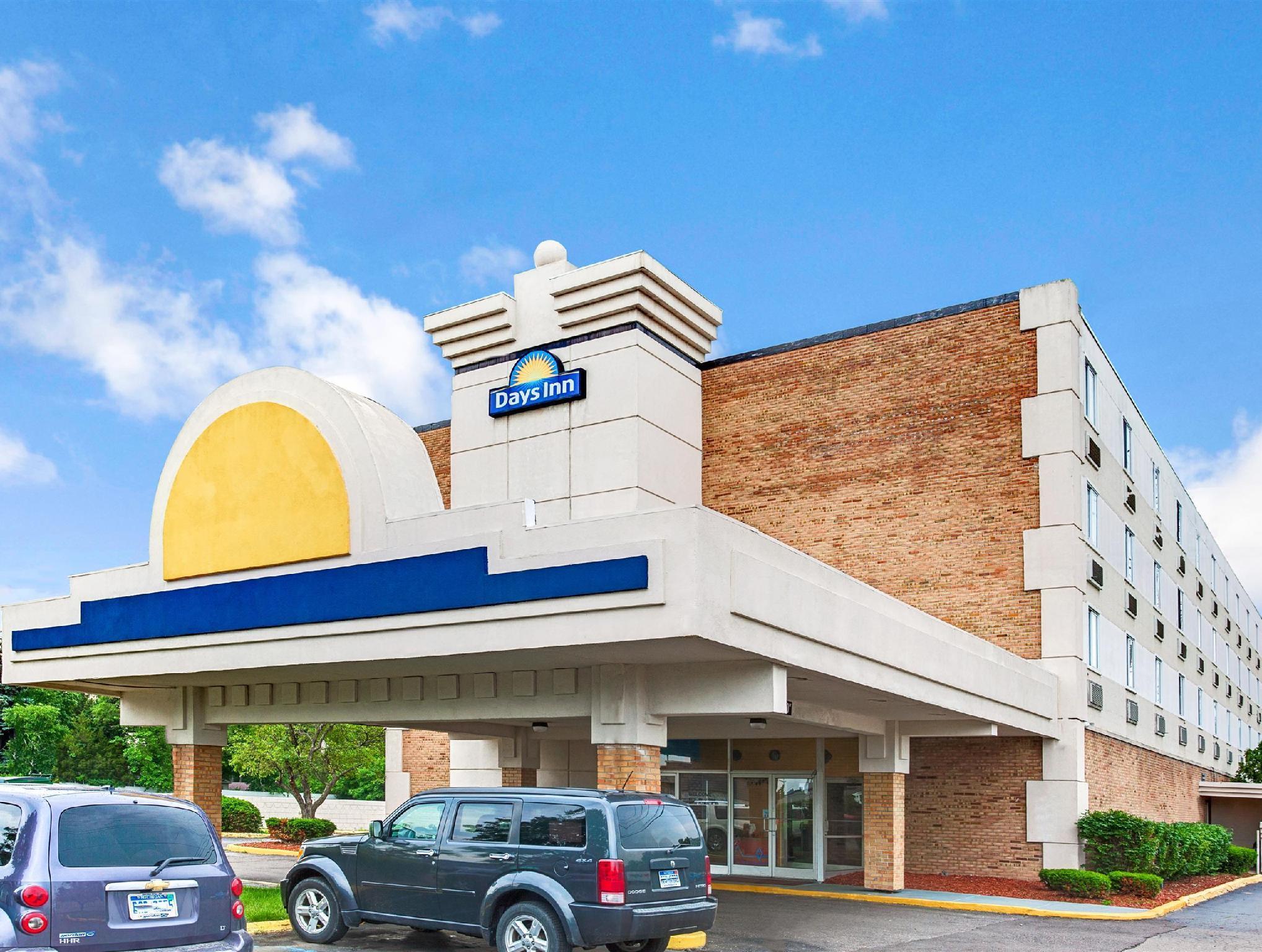 Days Inn By Wyndham Livonia Canton Detroit Exterior photo